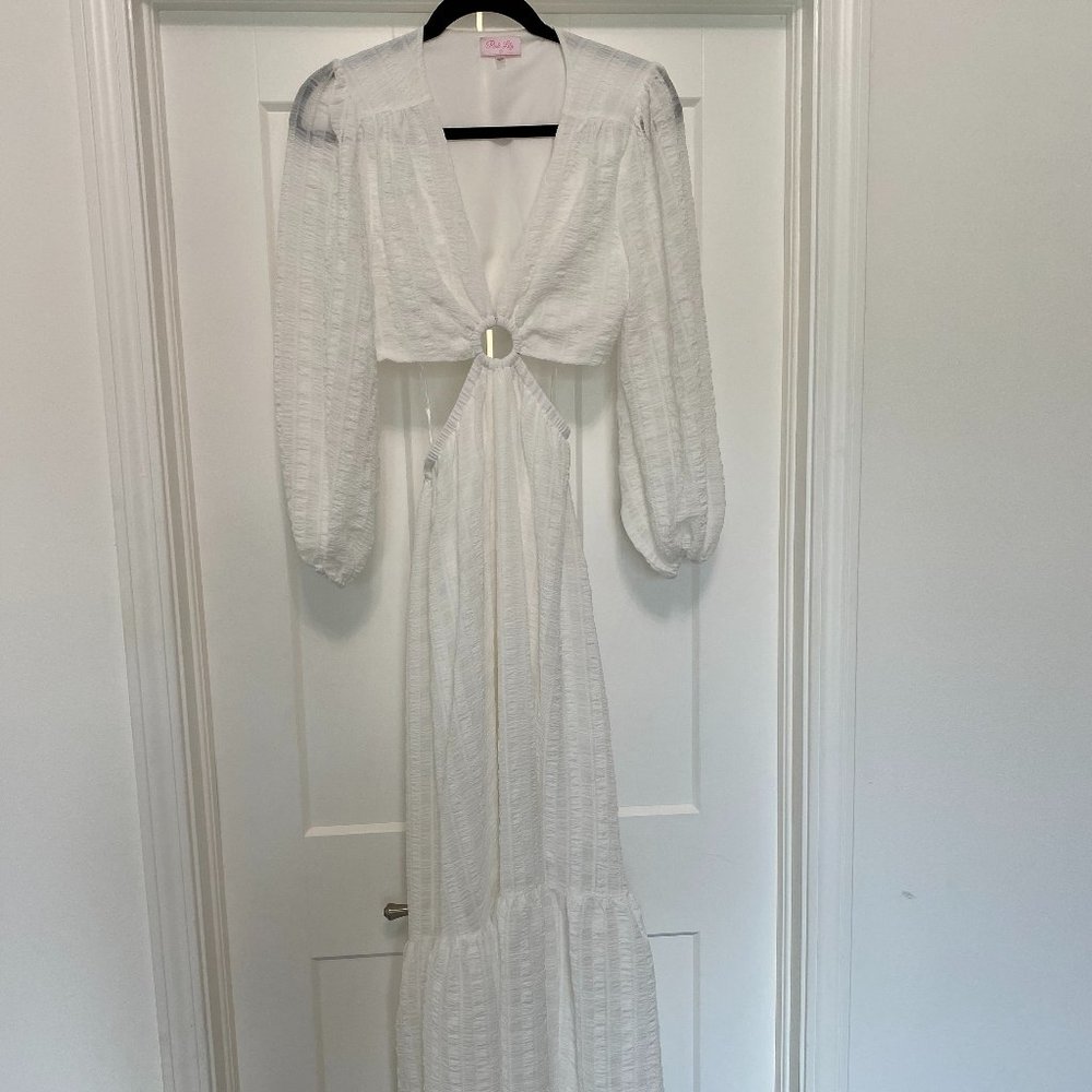 white maxi dress Pink Lily size small